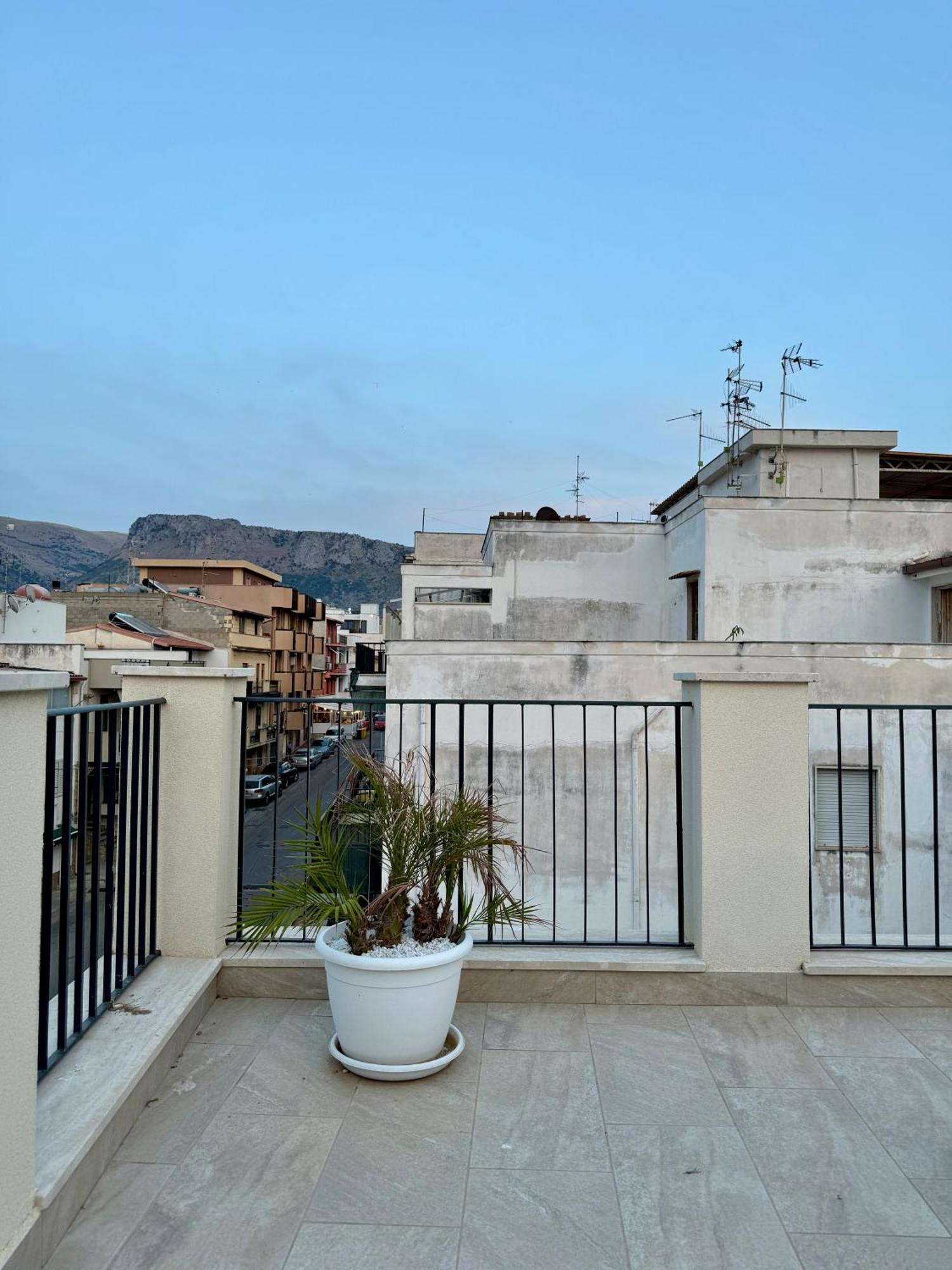 Terrasini Center Apartments Exterior photo